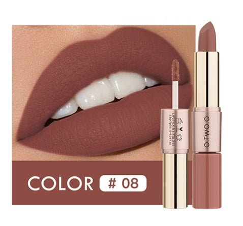 Long-Lasting Colour-Lock Lip Gloss – Natural & Glossy Finish