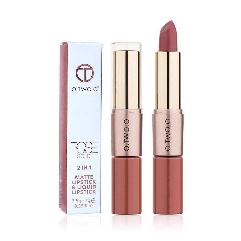 Long-Lasting Colour-Lock Lip Gloss – Natural & Glossy Finish