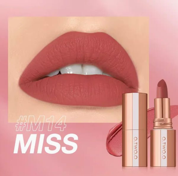 Velvet Matte Lip Tint – Long-Lasting Waterproof Lip Colour