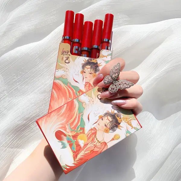 Matte Waterproof Lip Glaze – Long-Lasting Velvet Lip Colour
